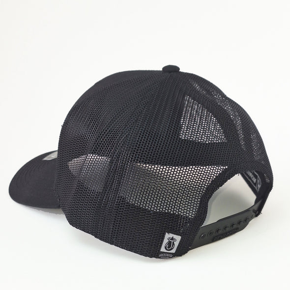 PIRAÑA 112 BLACK/BLACK TRUCKER